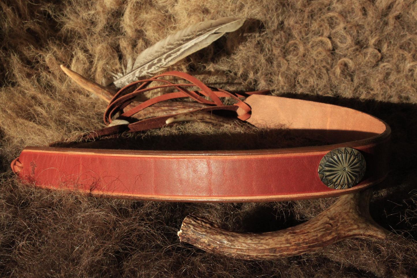 Big Horn - Leather Hat Band with Vintage Native American Button