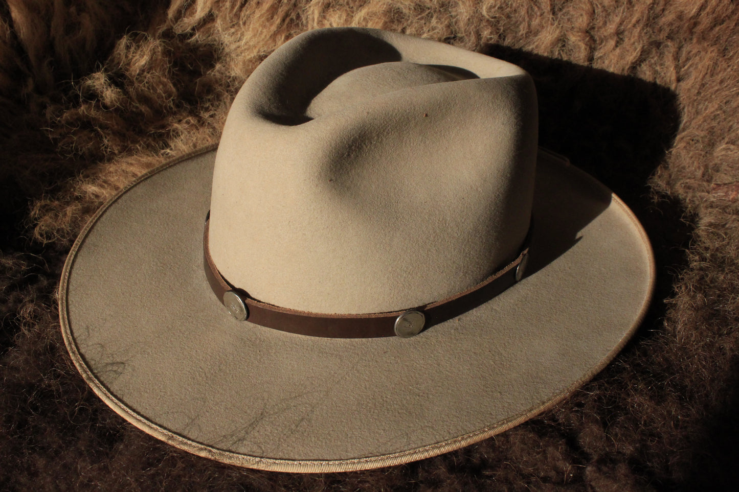 Cottonwood - Leather Hat Band with Vintage Native American Buttons