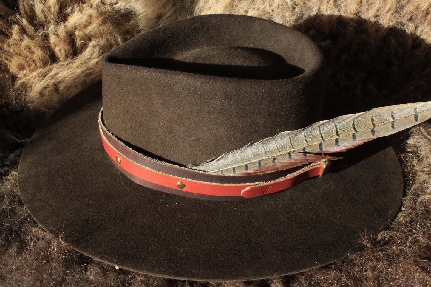 Huachuca - Leather Hat Band with Vintage Native American Button