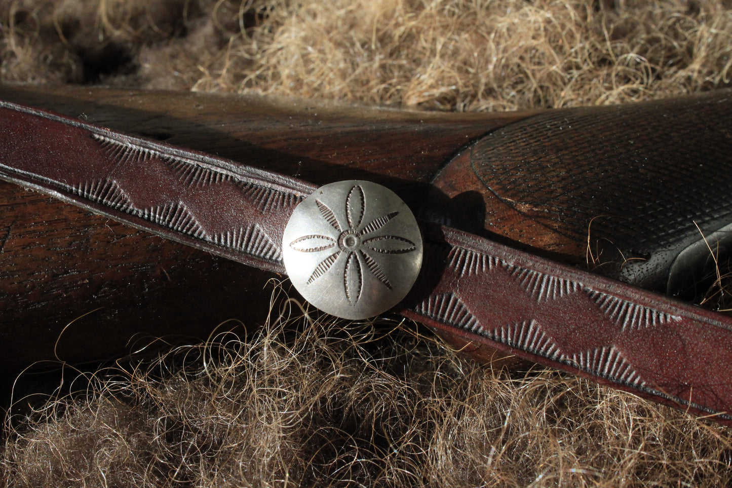Fruita - Leather Hat Band with Vintage Native American Button
