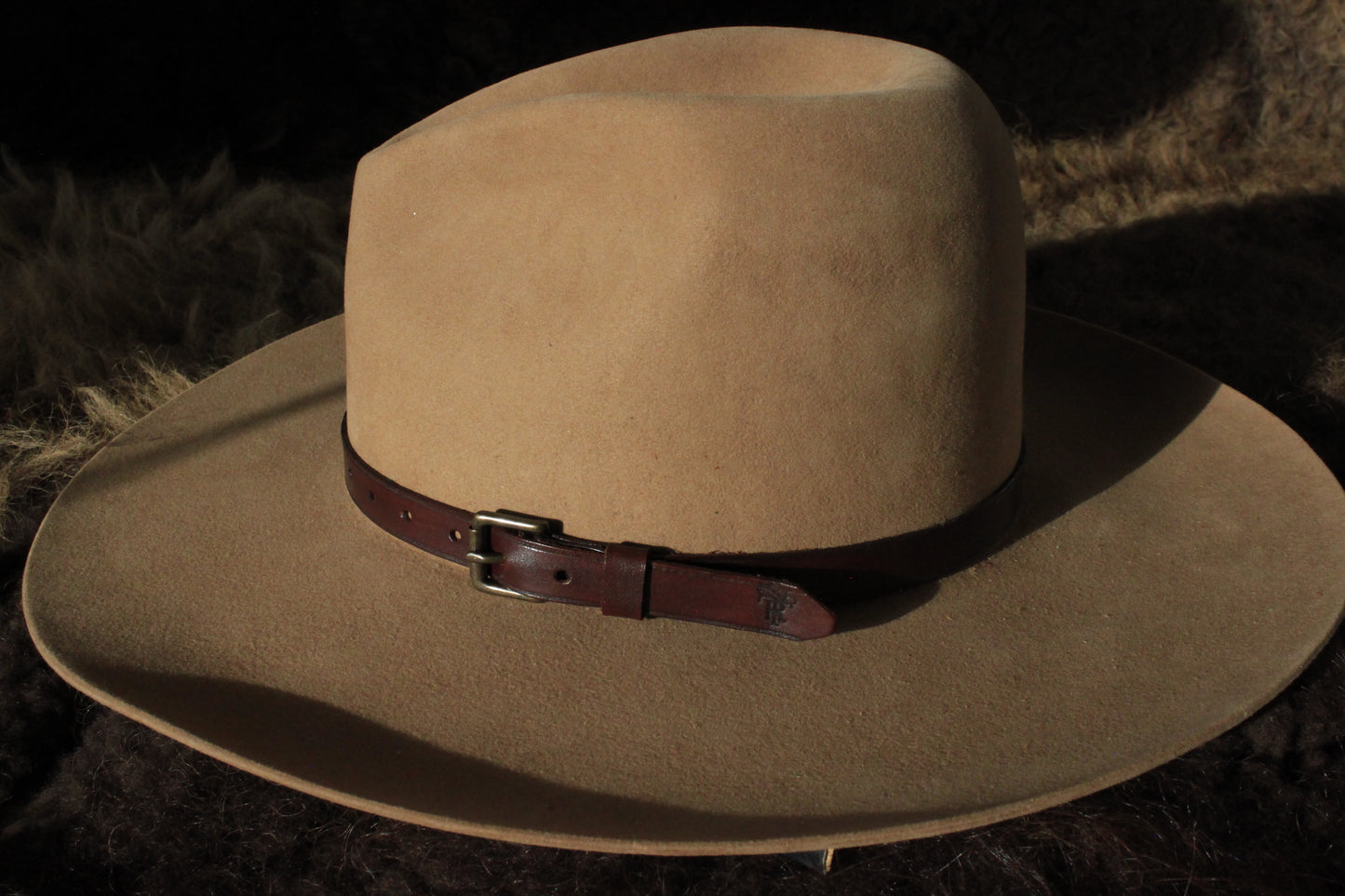 Fruita - Leather Hat Band with Vintage Native American Button
