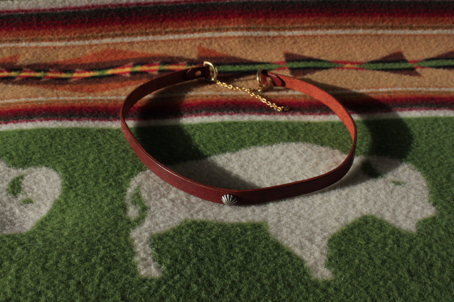 Uncompahgre - Leather Hat Band with Vintage Native American Button