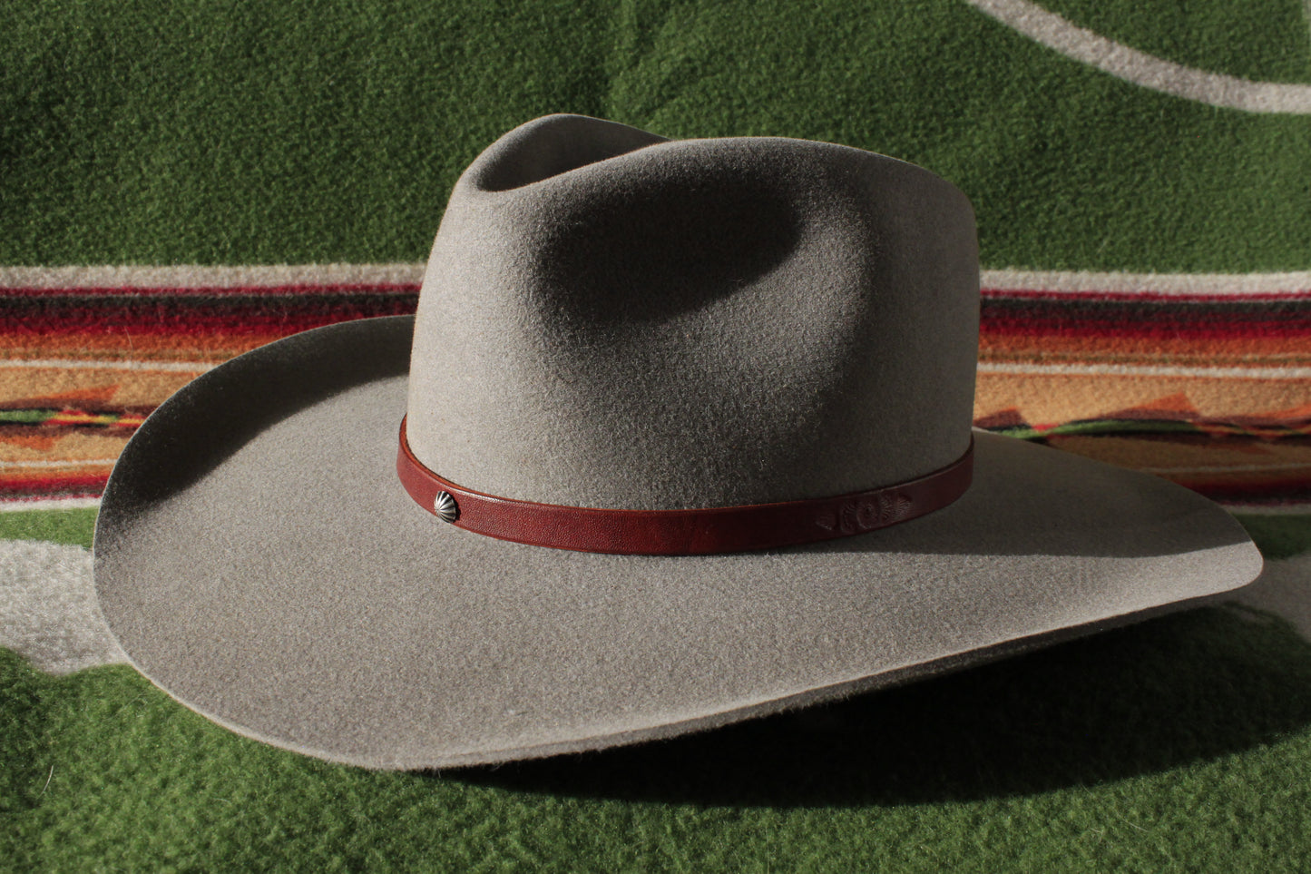 Uncompahgre - Leather Hat Band with Vintage Native American Button