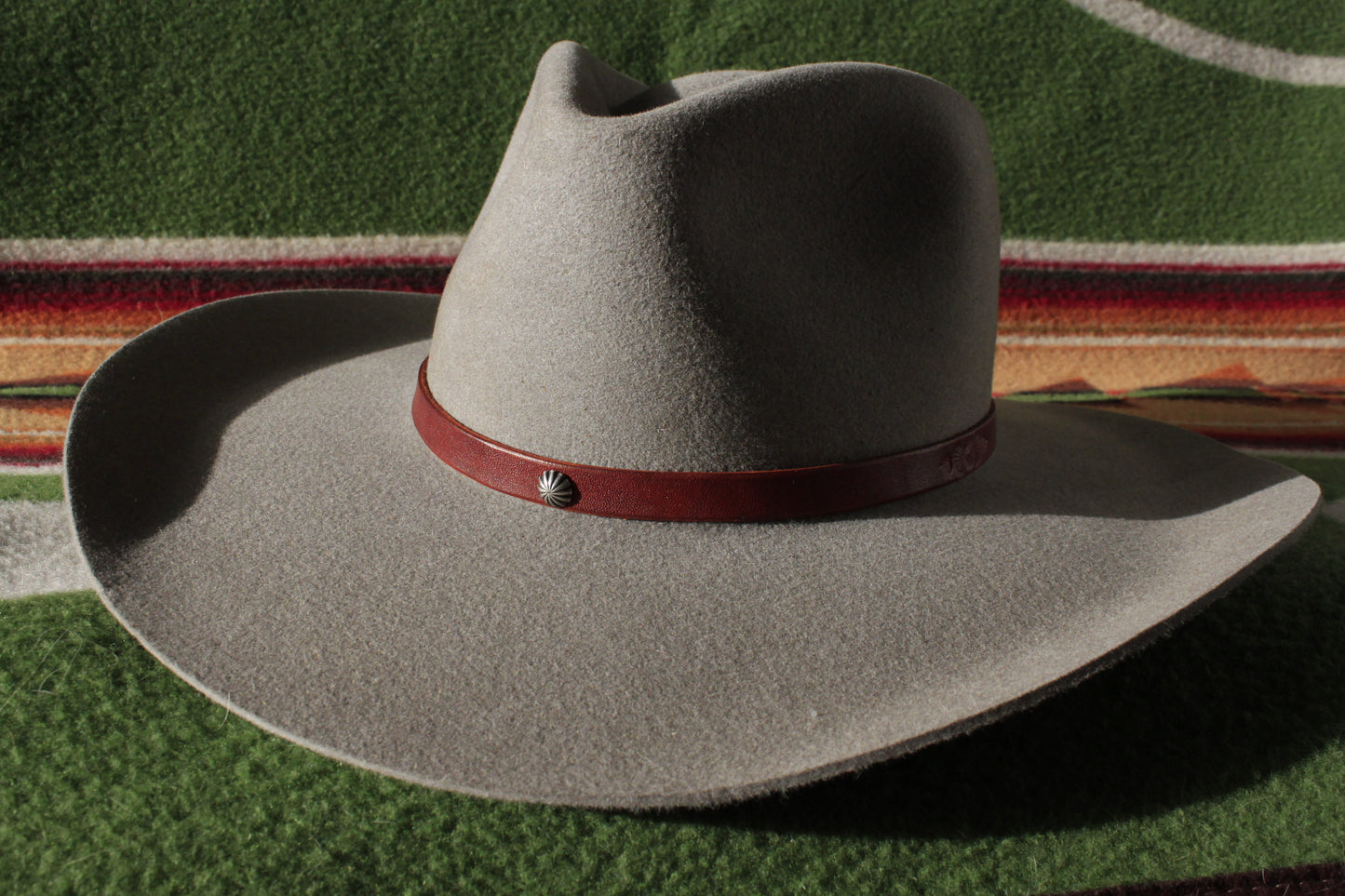Uncompahgre - Leather Hat Band with Vintage Native American Button