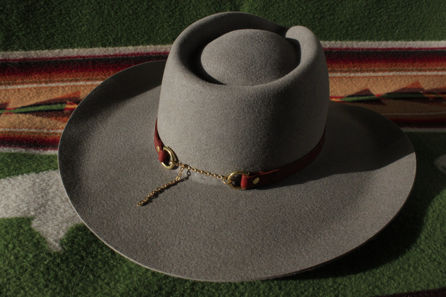 Uncompahgre - Leather Hat Band with Vintage Native American Button