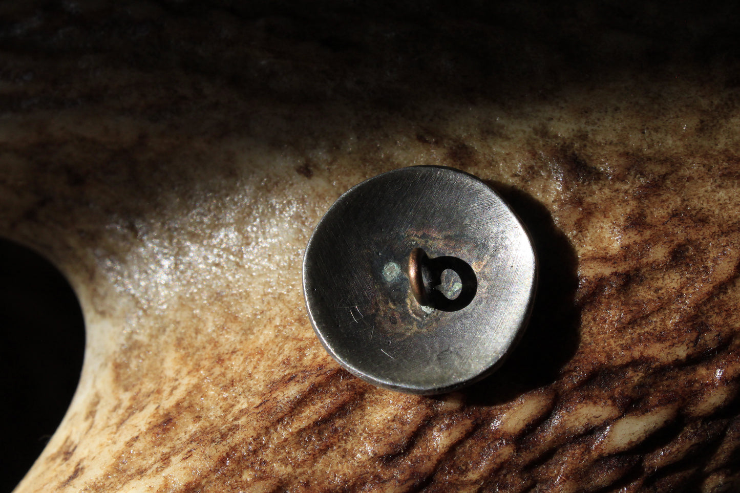 Butte - Leather Hat Band with Vintage Native American Button
