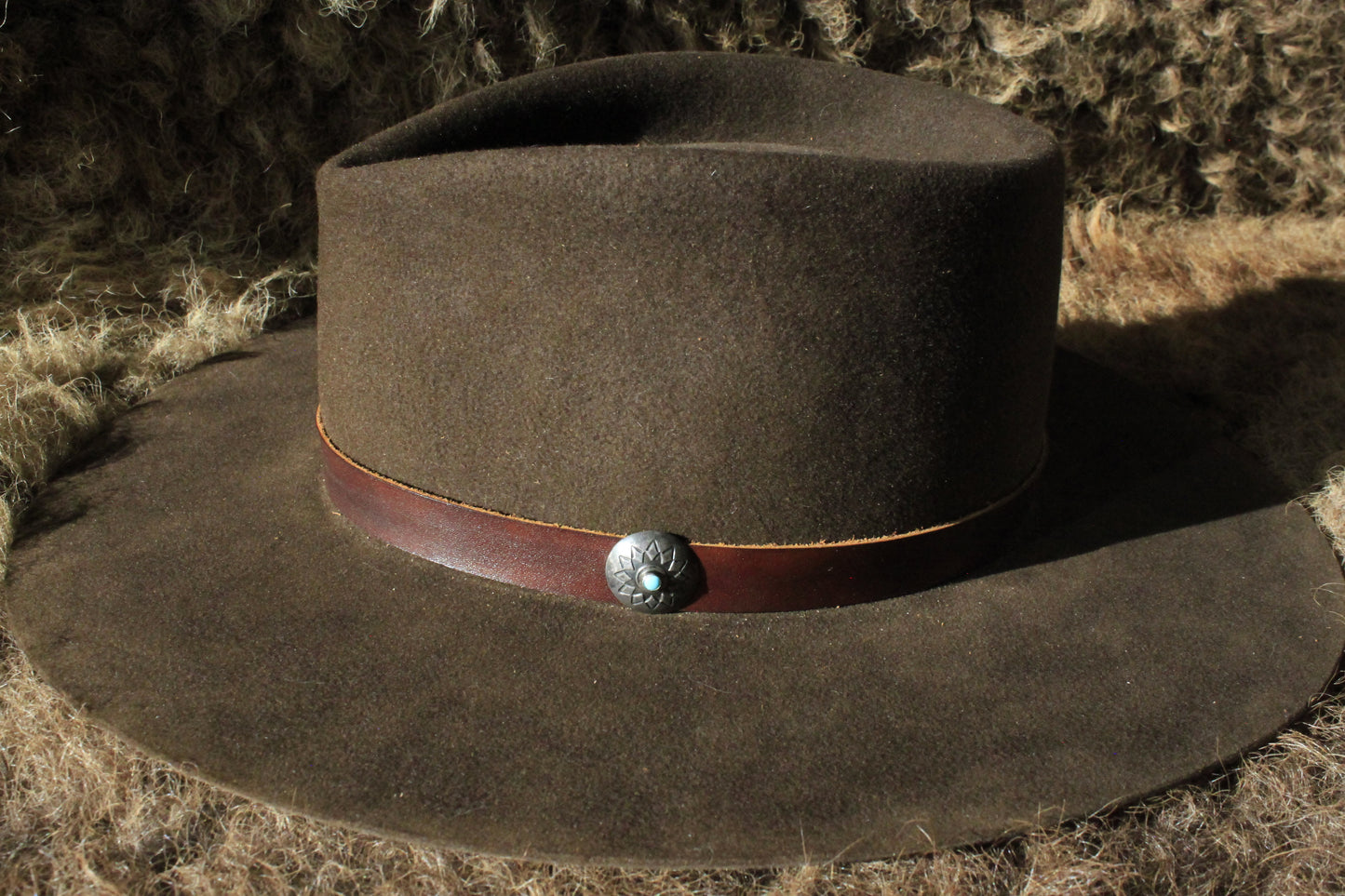 Three Forks - Leather Hat Band with Vintage Native American Button