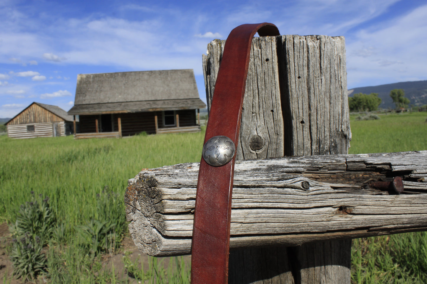 Ponderosa - Leather Hat Band with Vintage Native American Button