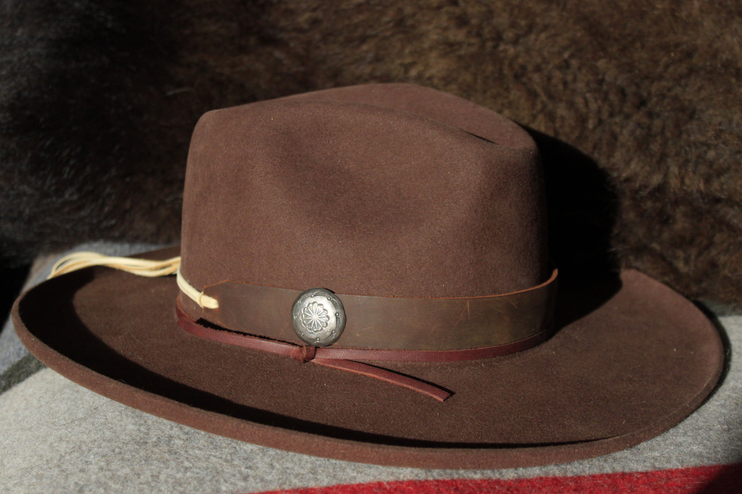 Cholla - Leather Hat Band with Vintage Native American Button